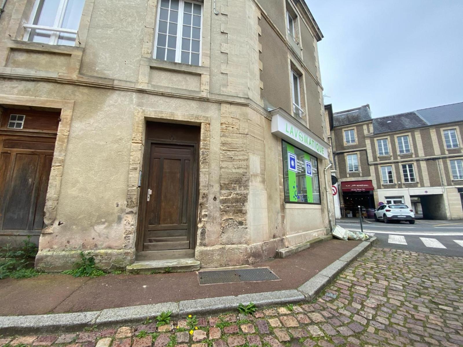 Grand studio centre Bayeux 2 mn à pied cathédrale proche plages du débarquement Exterior foto